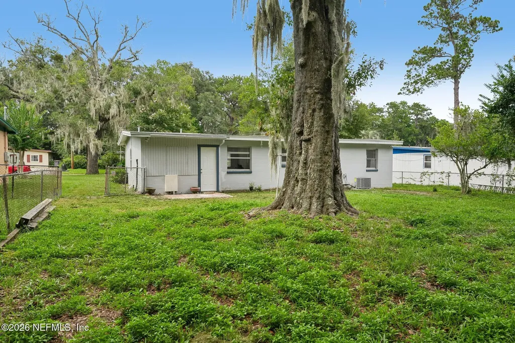6740 Yvonne Lane Jacksonville FL 32216