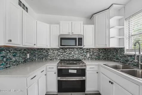 6740 Yvonne Lane Jacksonville FL 32216