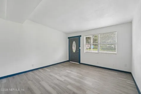 6740 Yvonne Lane Jacksonville FL 32216
