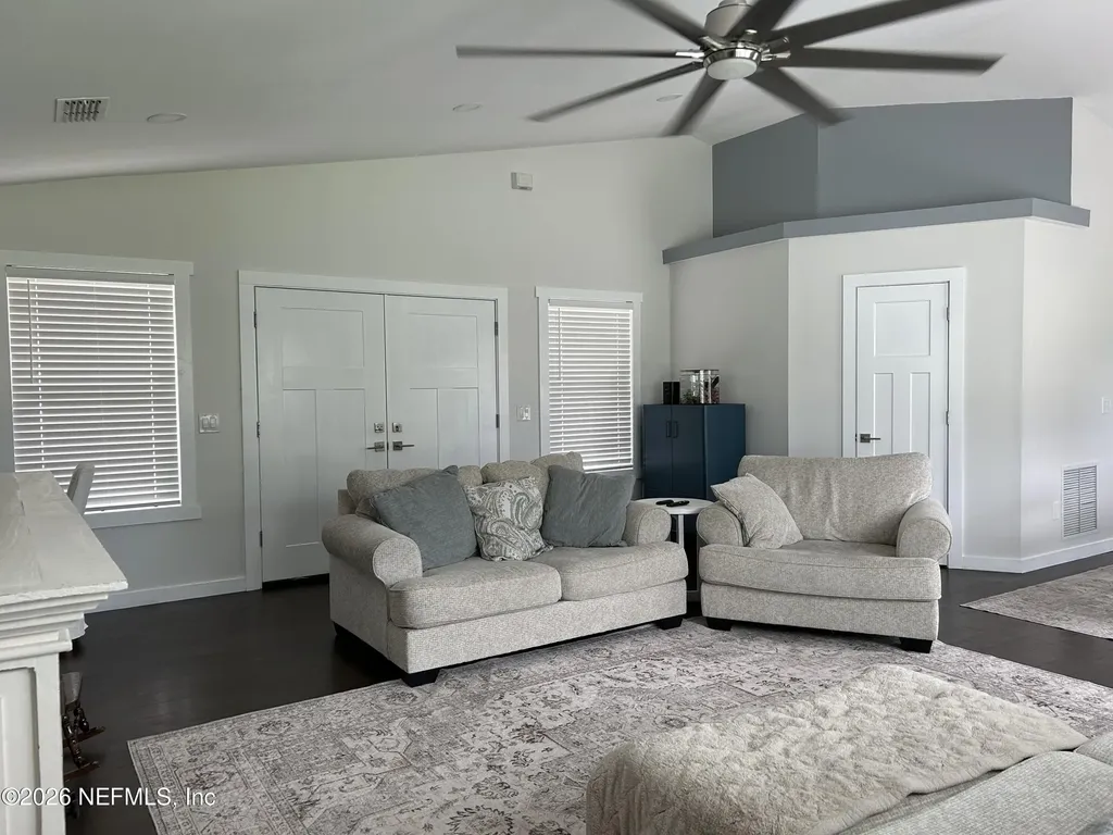 1928 Farm Way Middleburg FL 32068