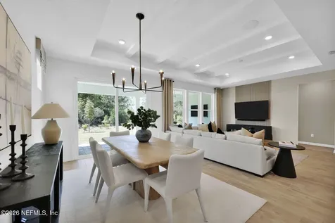 33 Seaplane Court St. Johns FL 32259