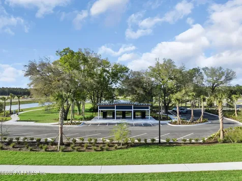 33 Seaplane Court St. Johns FL 32259