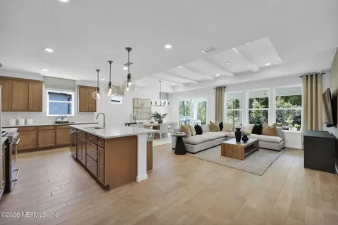 33 Seaplane Court St. Johns FL 32259