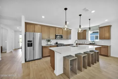 33 Seaplane Court St. Johns FL 32259