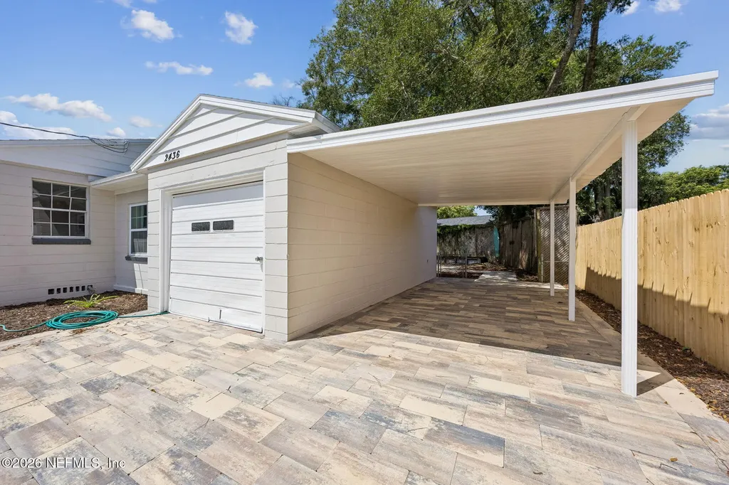 2436 Ormsby Circle E Jacksonville FL 32210