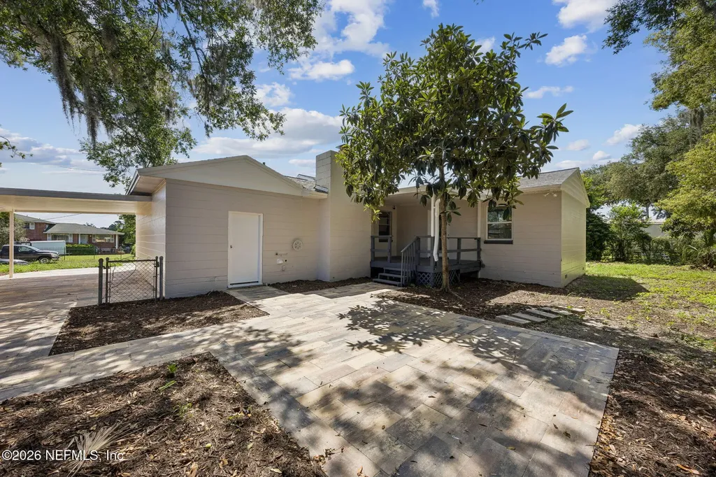 2436 Ormsby Circle E Jacksonville FL 32210