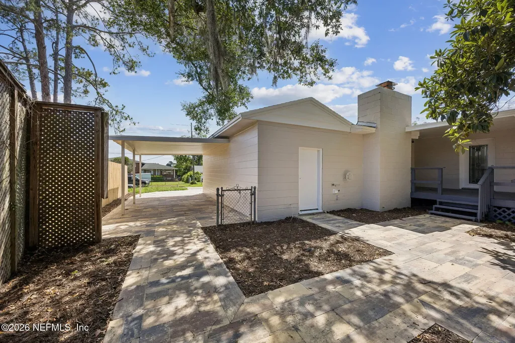 2436 Ormsby Circle E Jacksonville FL 32210