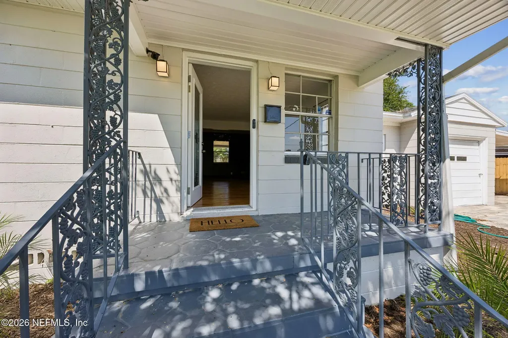 2436 Ormsby Circle E Jacksonville FL 32210