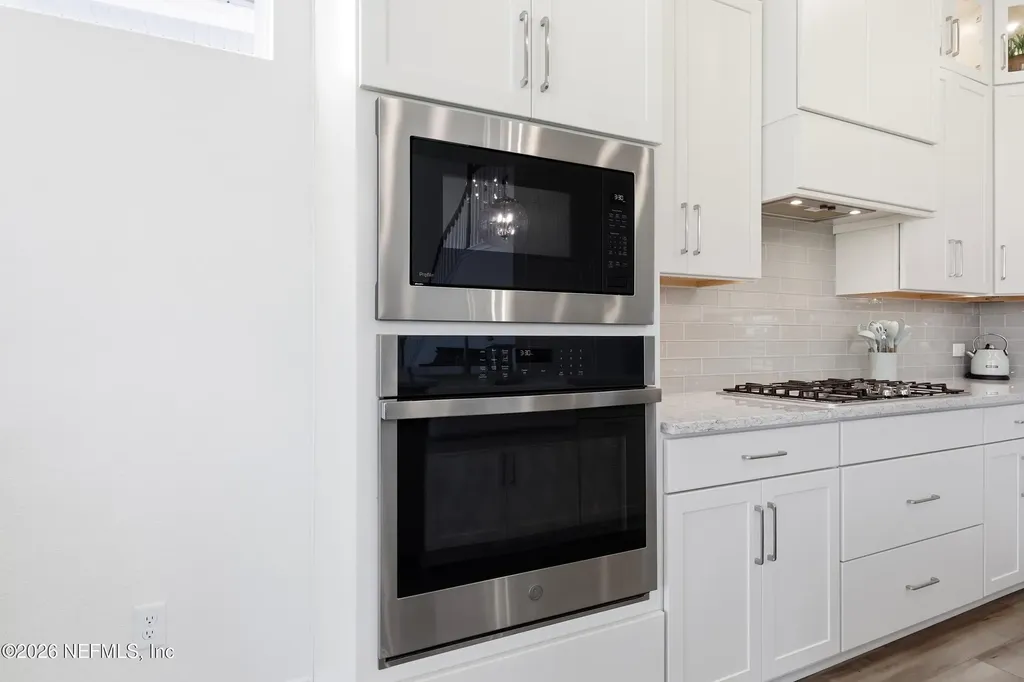 3053 Fiera Vista Drive Jacksonville FL 32246
