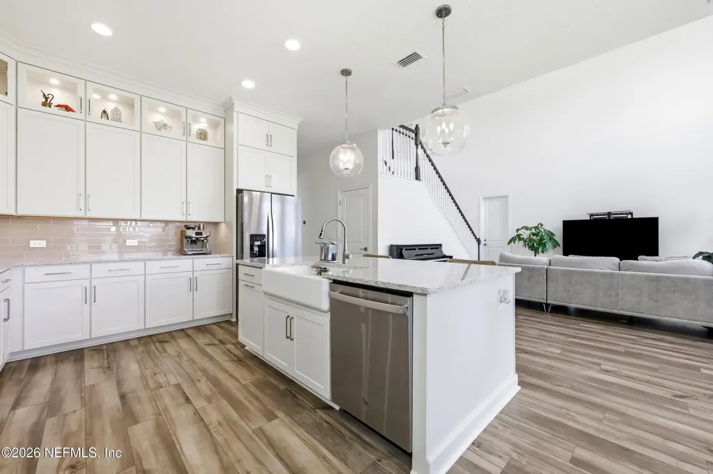 3053 Fiera Vista Drive Jacksonville FL 32246