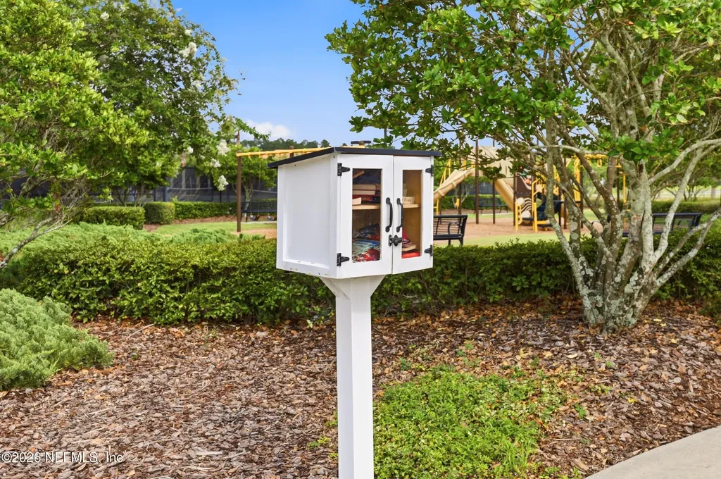 3053 Fiera Vista Drive Jacksonville FL 32246
