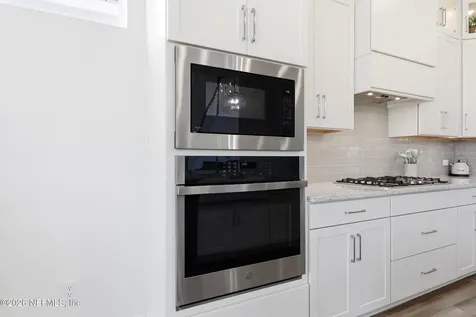 3053 Fiera Vista Drive Jacksonville FL 32246