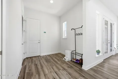 3053 Fiera Vista Drive Jacksonville FL 32246
