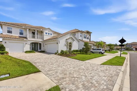 3053 Fiera Vista Drive Jacksonville FL 32246