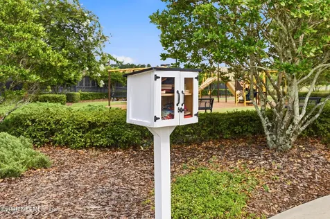 3053 Fiera Vista Drive Jacksonville FL 32246