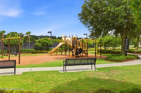 3053 Fiera Vista Drive Jacksonville FL 32246