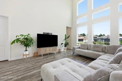 3053 Fiera Vista Drive Jacksonville FL 32246