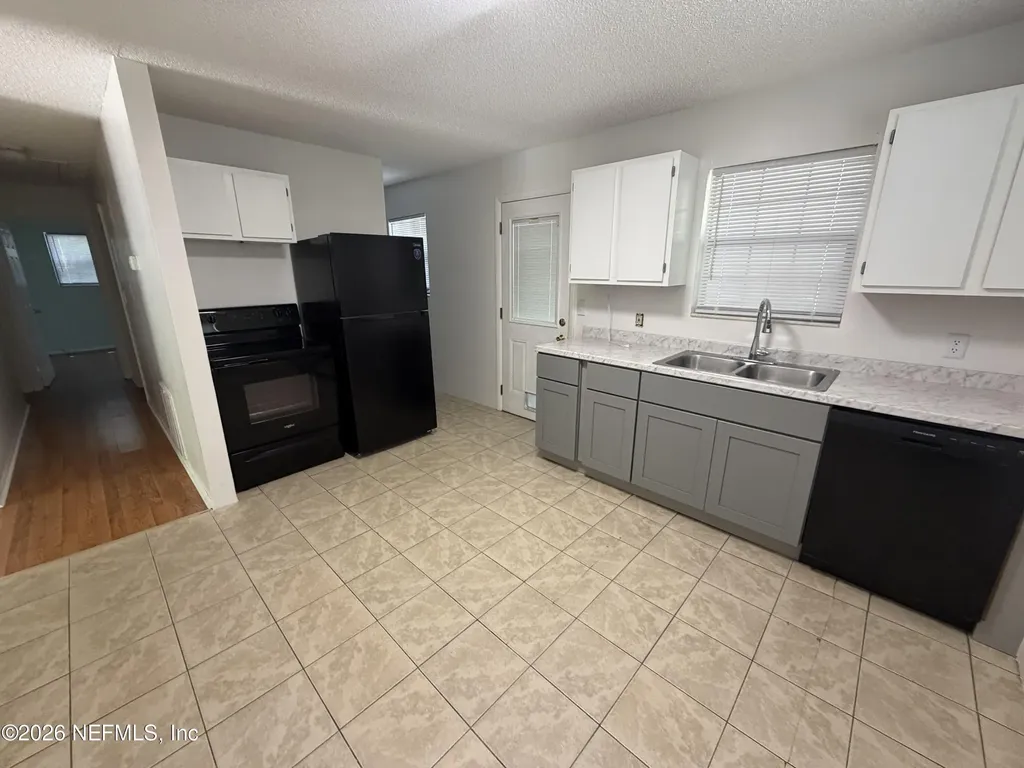 701 N Eliam Road N Melrose FL 32666