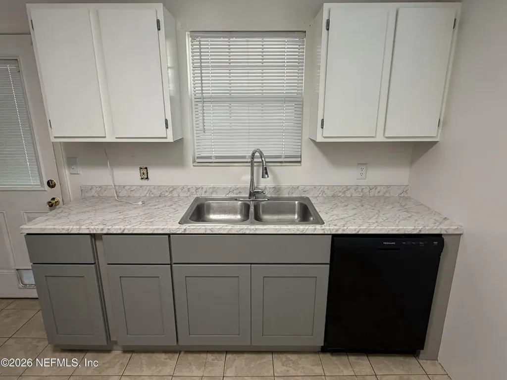 701 N Eliam Road N Melrose FL 32666