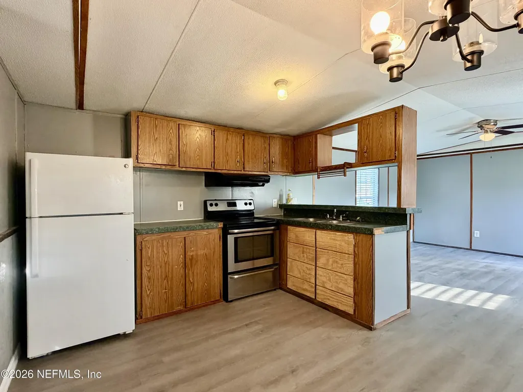 8334 SW State Road 121 Lake Butler FL 32054