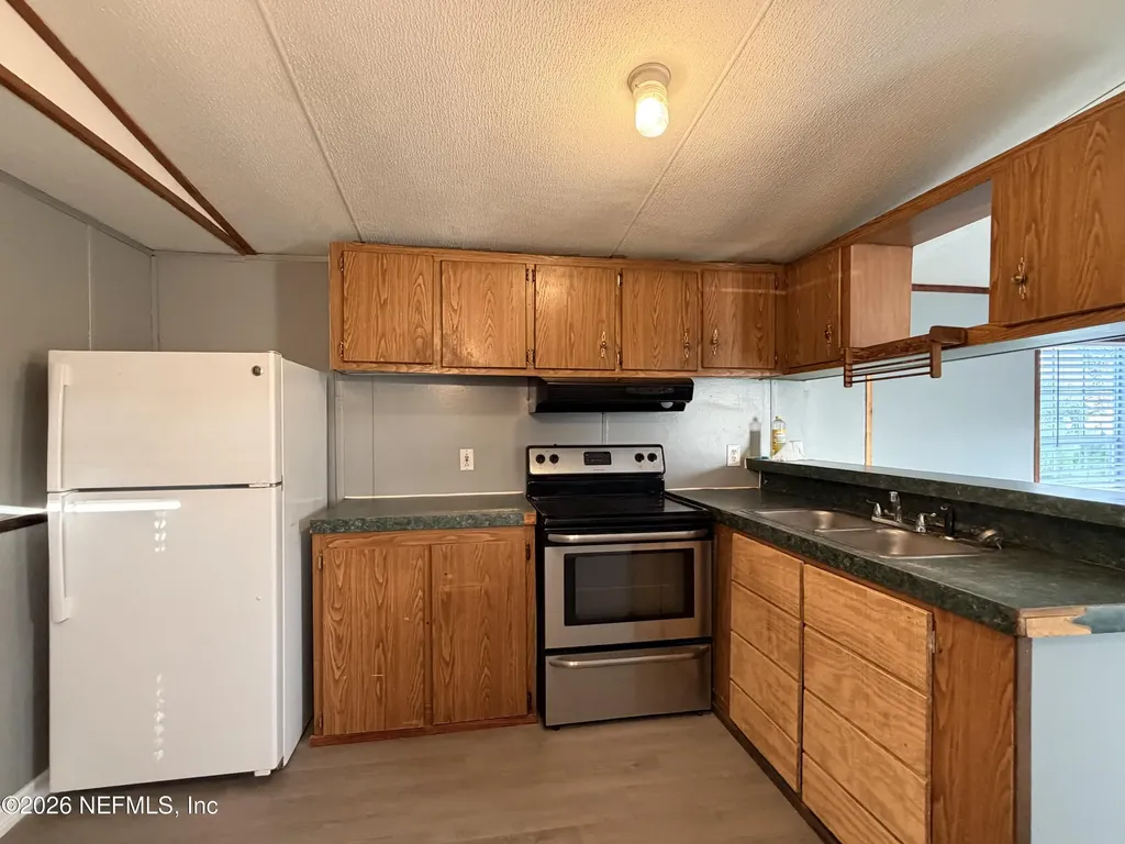 8334 SW State Road 121 Lake Butler FL 32054