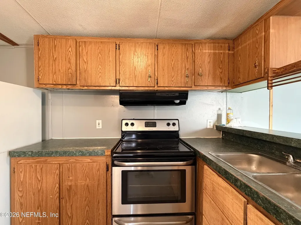 8334 SW State Road 121 Lake Butler FL 32054