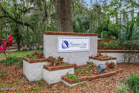 2724 Cove View Drive N Jacksonville FL 32257