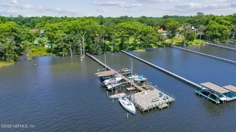 2724 Cove View Drive N Jacksonville FL 32257