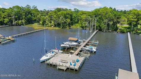 2724 Cove View Drive N Jacksonville FL 32257