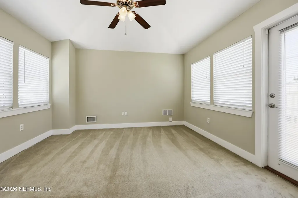 76 17th Street Atlantic Beach FL 32233
