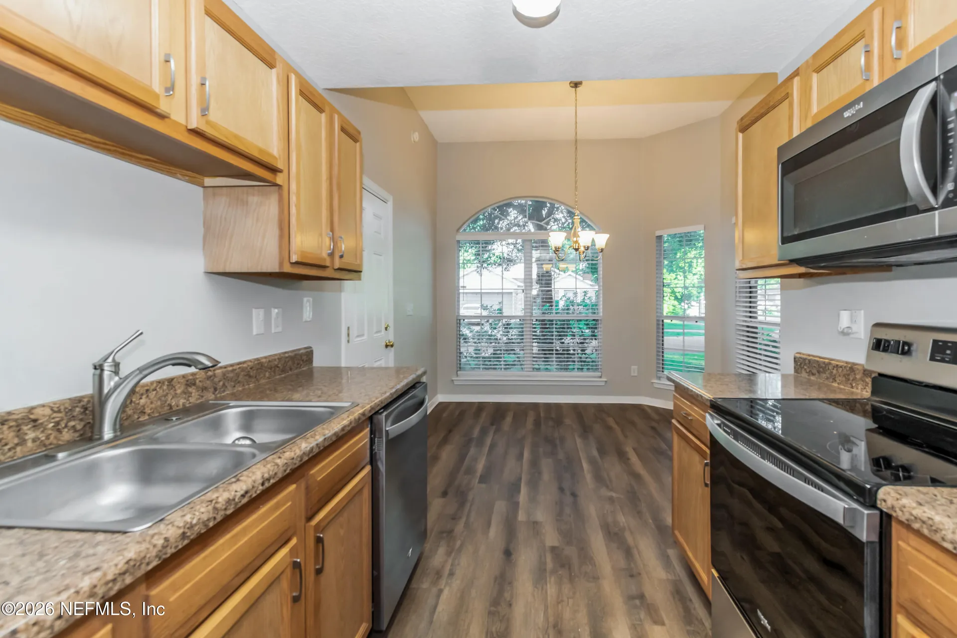 6401 Sarahs View Court Jacksonville FL 32244