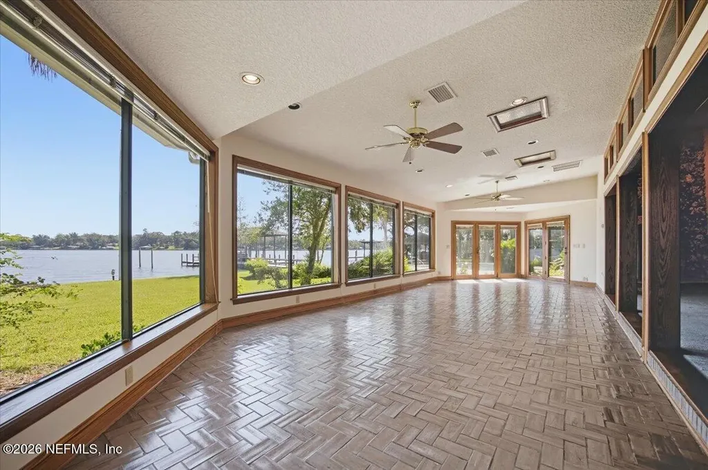 4501 Ortega Farms Circle Jacksonville FL 32210