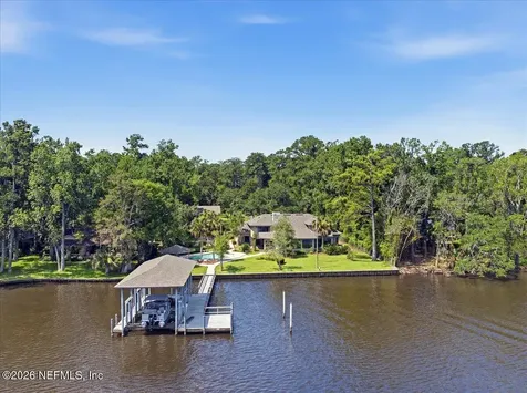 4501 Ortega Farms Circle Jacksonville FL 32210