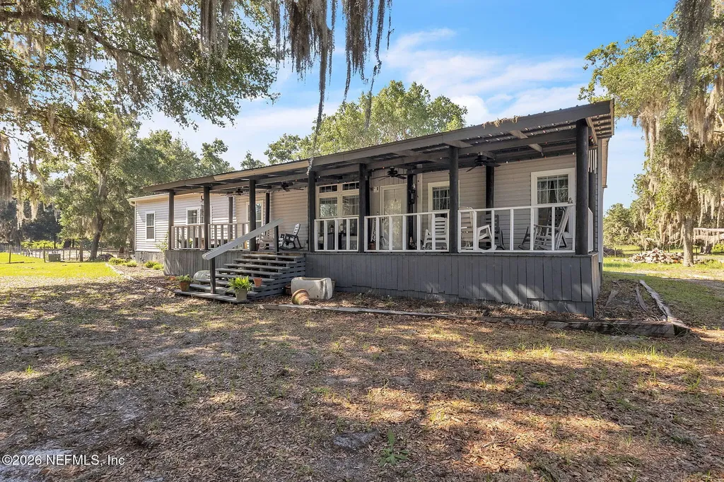 601 Purvis Road Seville FL 32190