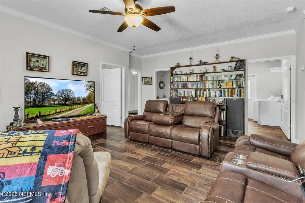 601 Purvis Road Seville FL 32190