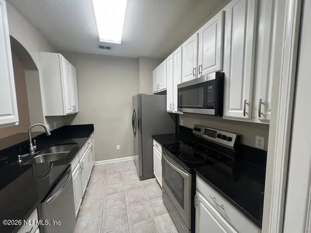 7801 Point Meadows Drive Jacksonville FL 32256