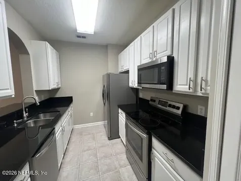 7801 Point Meadows Drive Jacksonville FL 32256