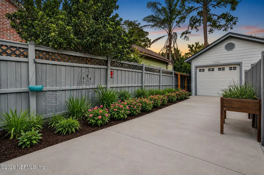1758 Oak Grove Drive S Green Cove Springs FL 32043