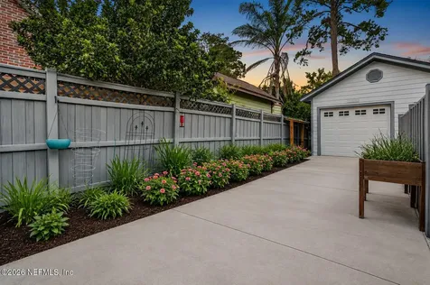 1758 Oak Grove Drive S Green Cove Springs FL 32043