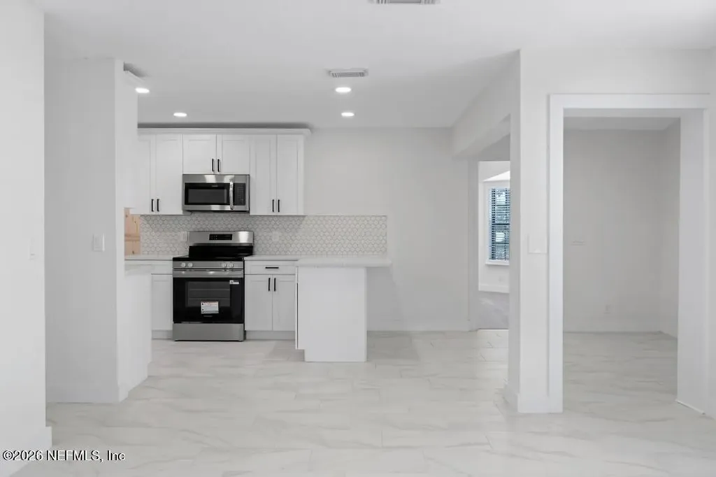 6015 Royal Estates Place Jacksonville FL 32277