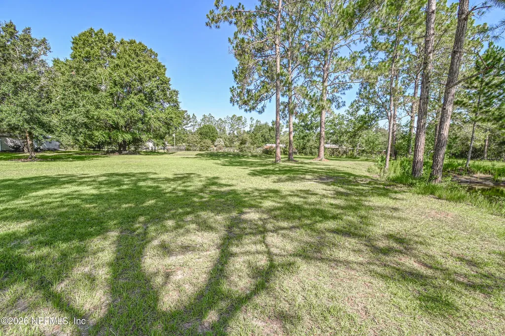 12277 Clet Harvey Road Glen St. Mary FL 32040