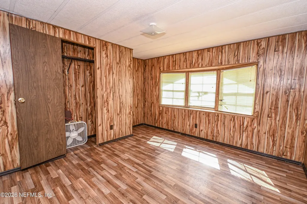 12277 Clet Harvey Road Glen St. Mary FL 32040