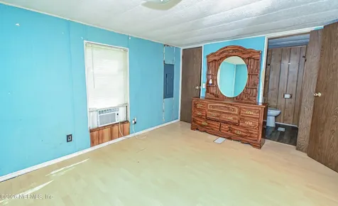 12277 Clet Harvey Road Glen St. Mary FL 32040