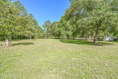 12277 Clet Harvey Road Glen St. Mary FL 32040