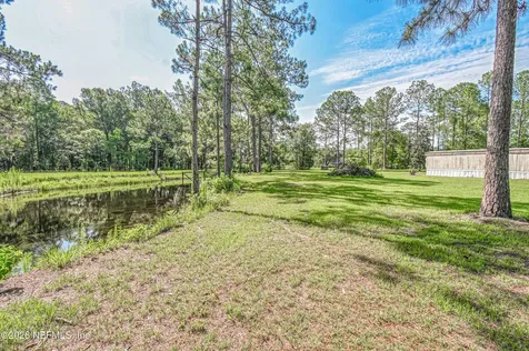 12277 Clet Harvey Road Glen St. Mary FL 32040