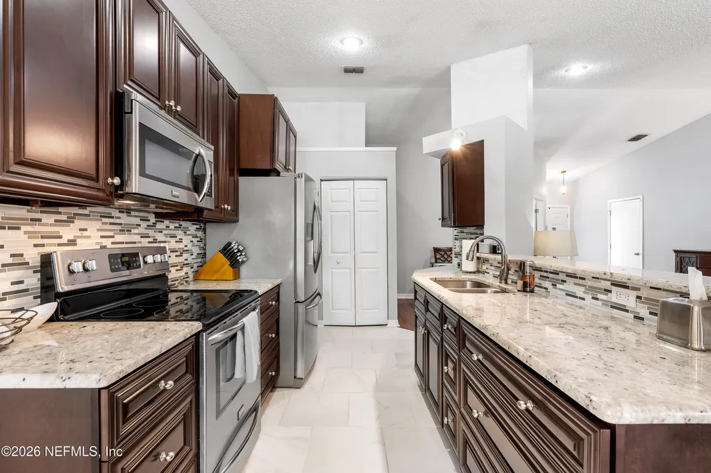 7260 Eagles Perch Drive Jacksonville FL 32244