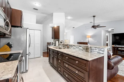 7260 Eagles Perch Drive Jacksonville FL 32244