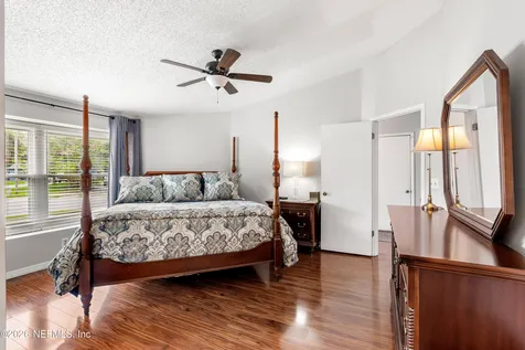 7260 Eagles Perch Drive Jacksonville FL 32244