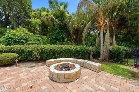 1978 Brista De Mar Circle Atlantic Beach FL 32233