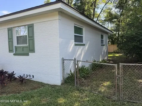 2313 Brest Road Jacksonville FL 32216